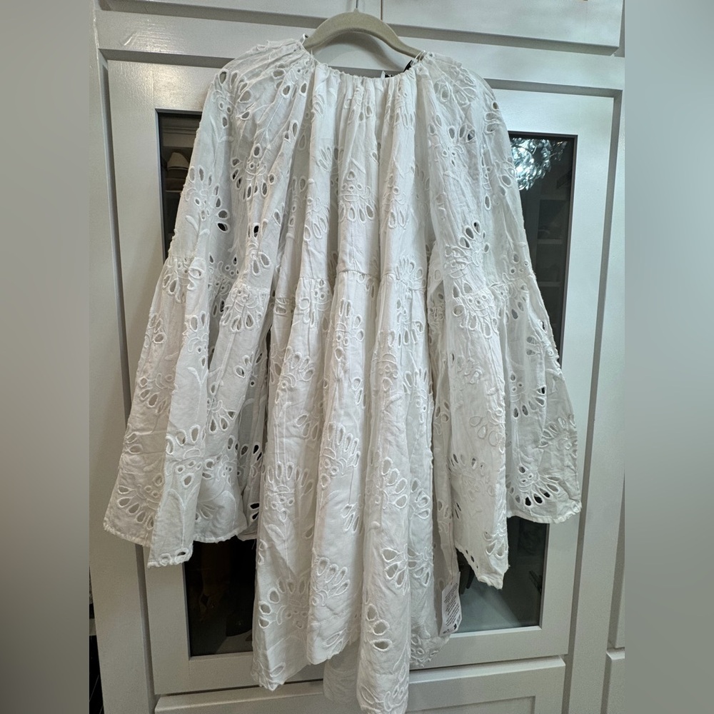 ARRANGE NWT Oversized Organdy Eyelet Mini Smock Dress - Picture 3 of 5